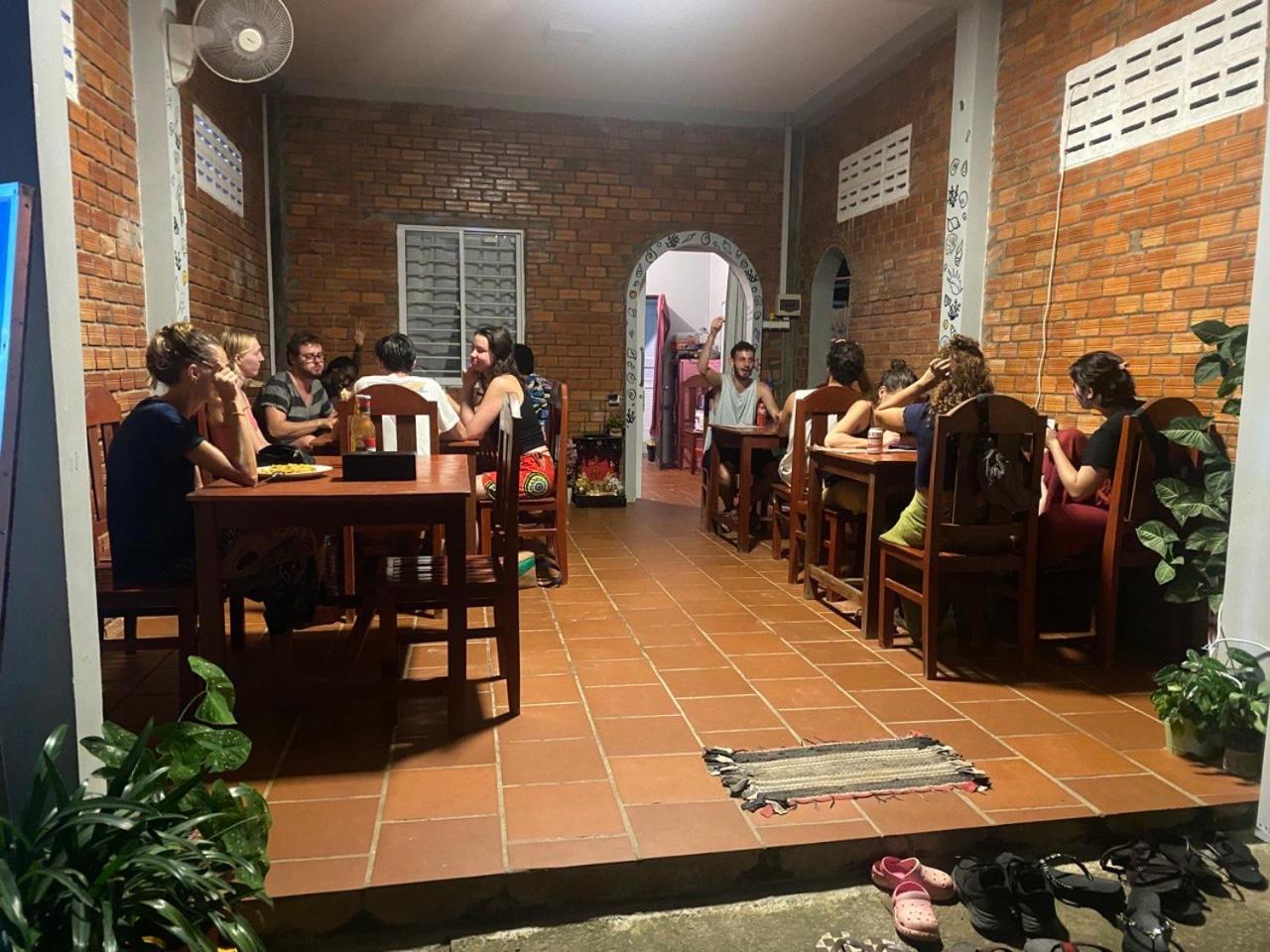 קו רונג סנלואם Ing Ing Guesthouse מראה חיצוני תמונה