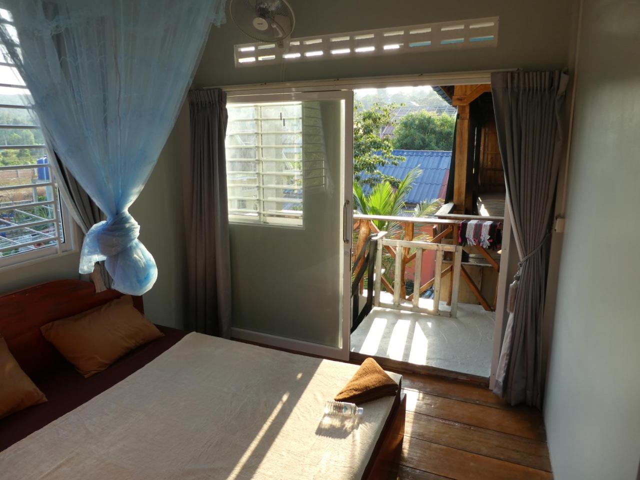 קו רונג סנלואם Ing Ing Guesthouse מראה חיצוני תמונה